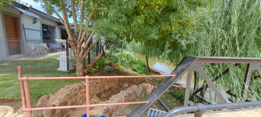 2 Bedroom Property for Sale in Ifafi North West